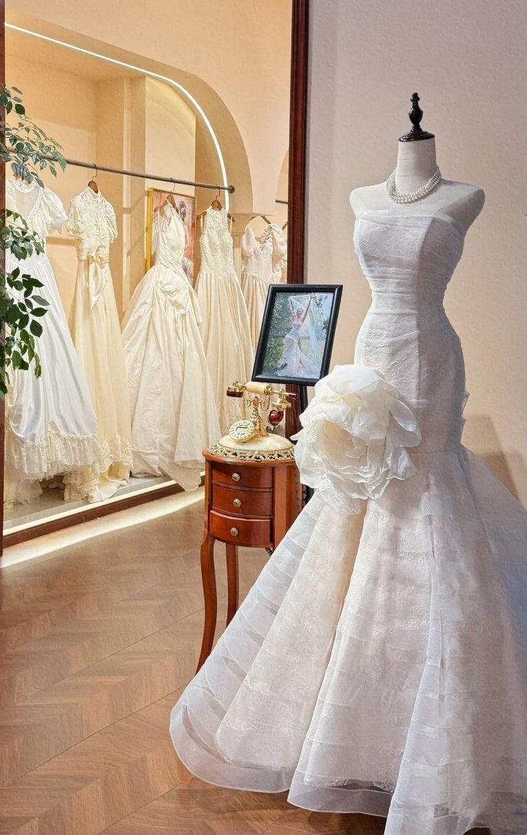 Stunning Wedding Dress Strapless Pleated Mermaid Wedding Dress D3405