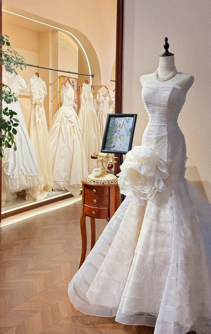 Stunning Wedding Dress Strapless Pleated Mermaid Wedding Dress D3405