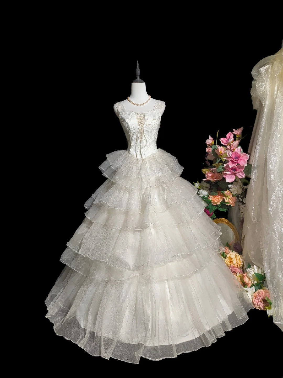 Vintage Wedding Dress Straps Tulle Tiered Pleated Wedding Dress  D3425