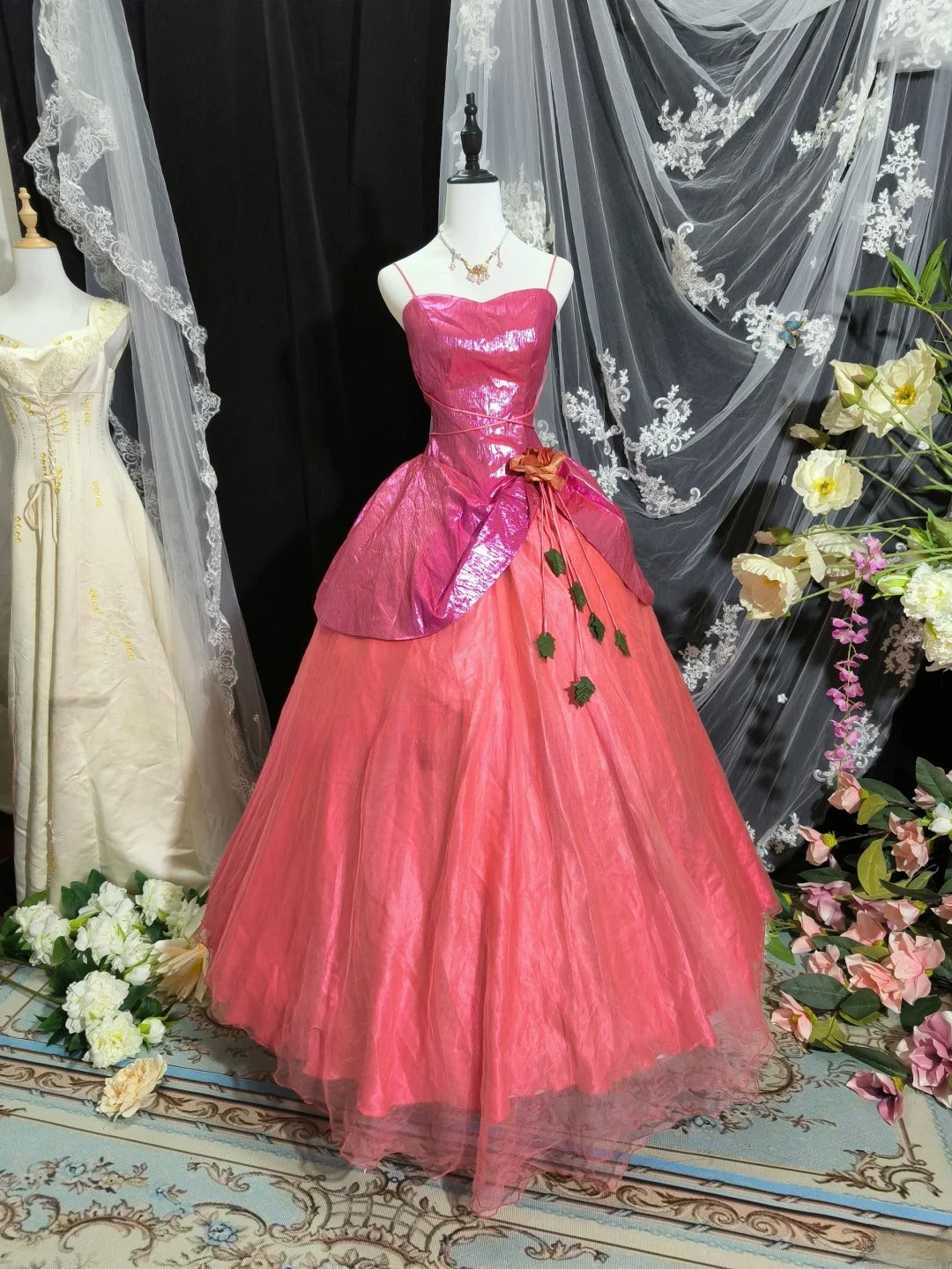 Sweet Prom Dress Spaghetti Straps Tulle Ball Gown Evening Dress Sweet 16 Dress D3428