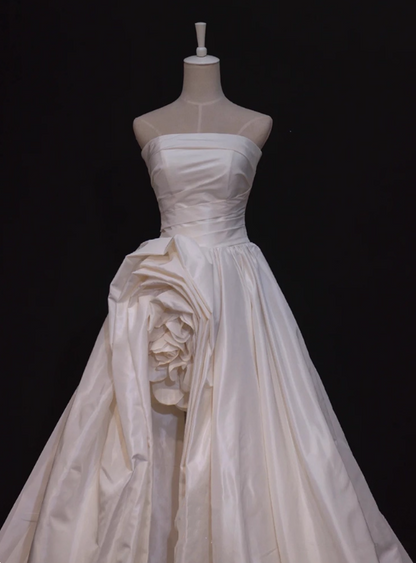 Minimalist Wedding Dress Strapless Pleated Slit Wedding Dress      D3478