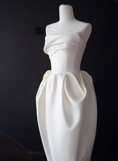 Minimalist Wedding Dress Strapless Pleated Wedding Dress   D3484