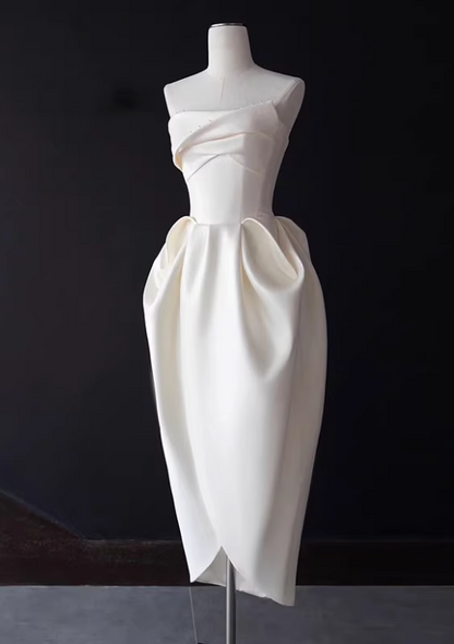 Minimalist Wedding Dress Strapless Pleated Wedding Dress   D3484