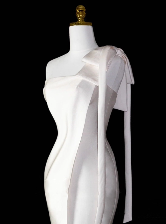 Elegant Wedding Dress One Shoulder Fit Wedding Dress  D3492