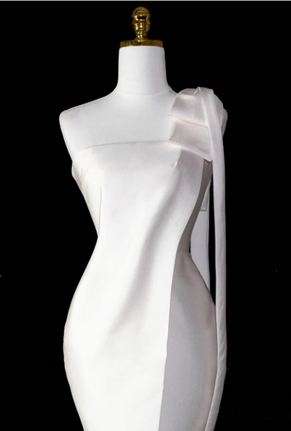 Elegant Wedding Dress One Shoulder Fit Wedding Dress  D3492