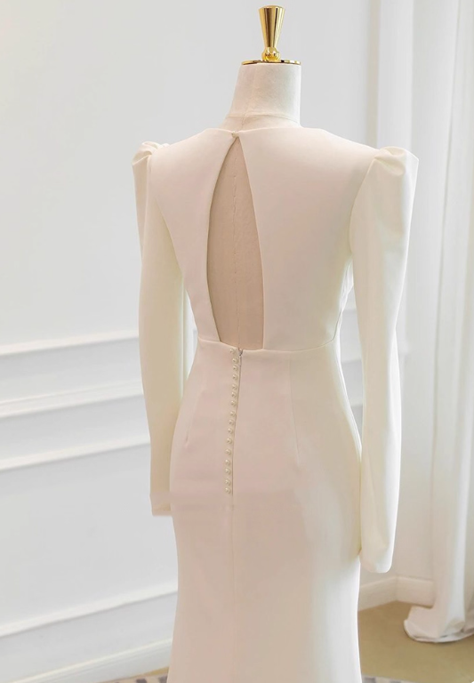 Minimalist Wedding Dress V-neck Long Sleeve Wedding Dress D3494