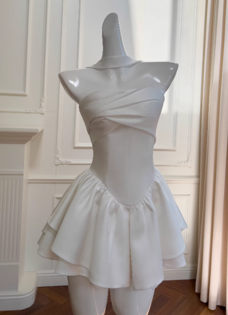 New Arrival Homecoming Dress Strapless Pleated Birthday Party Dress Short Prom Dress    D3517