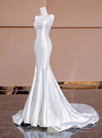 Minimalist Wedding Dress Strapless Pleated Mermaid Wedding Dress  D3256