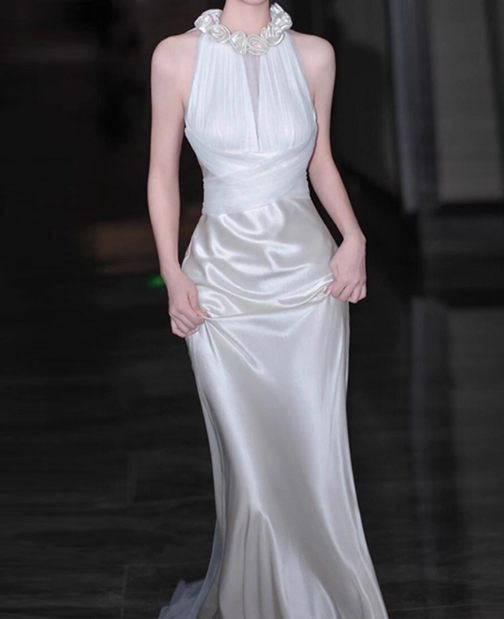 Elegant Wedding Dress Crew Neck Rose Pleated Mermaid Wedding Dress  D3257