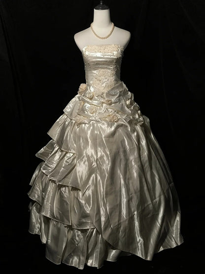 Vintage Wedding Dress Strapless Pleated Tiered Wedding Dress     D3557