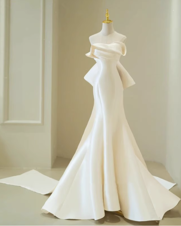 Beauty Wedding Dress Strapless Bowknot Mermaid Wedding Dress  D3258