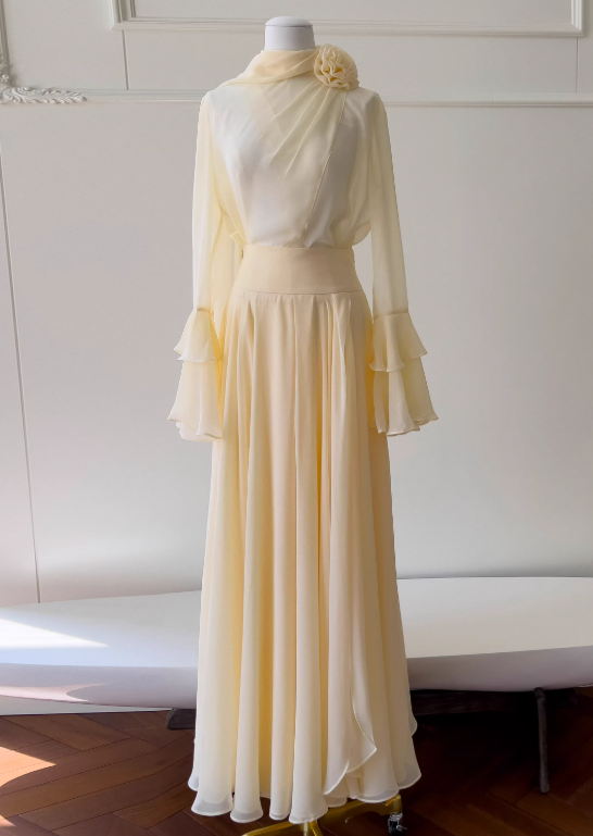 Elegant Prom Dress High Collar Pleated Evening Dress Gala Dress     D3571