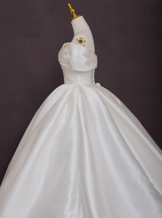 Elegant Wedding Dress Off Shoulder Pleated Wedding Dress     D3577