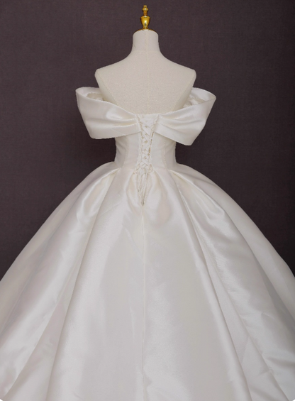 Elegant Wedding Dress Off Shoulder Pleated Wedding Dress     D3577