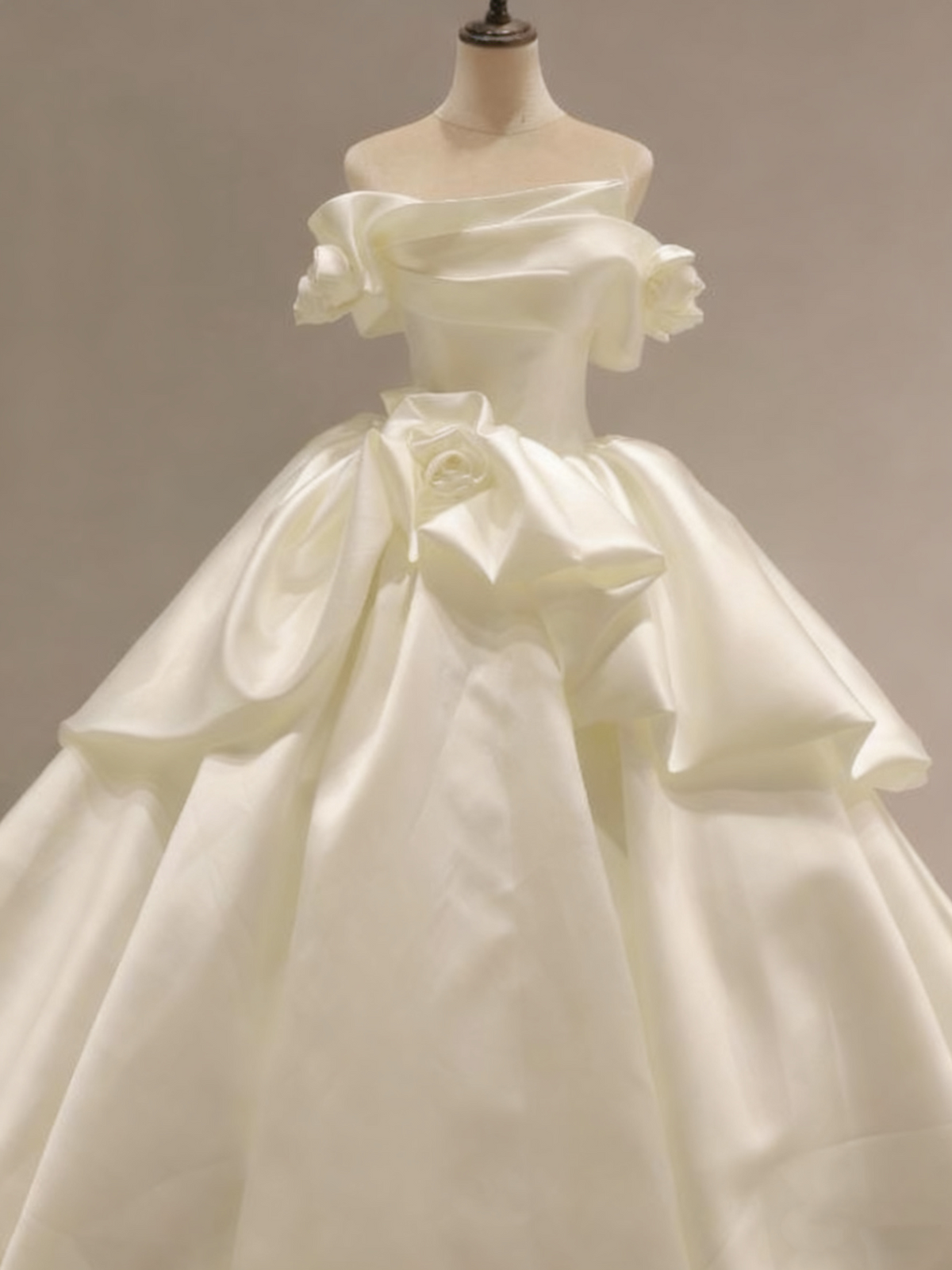 New Arrival Wedding Dress Off Shoulder Pleated Rose Wedding Dress    D3579