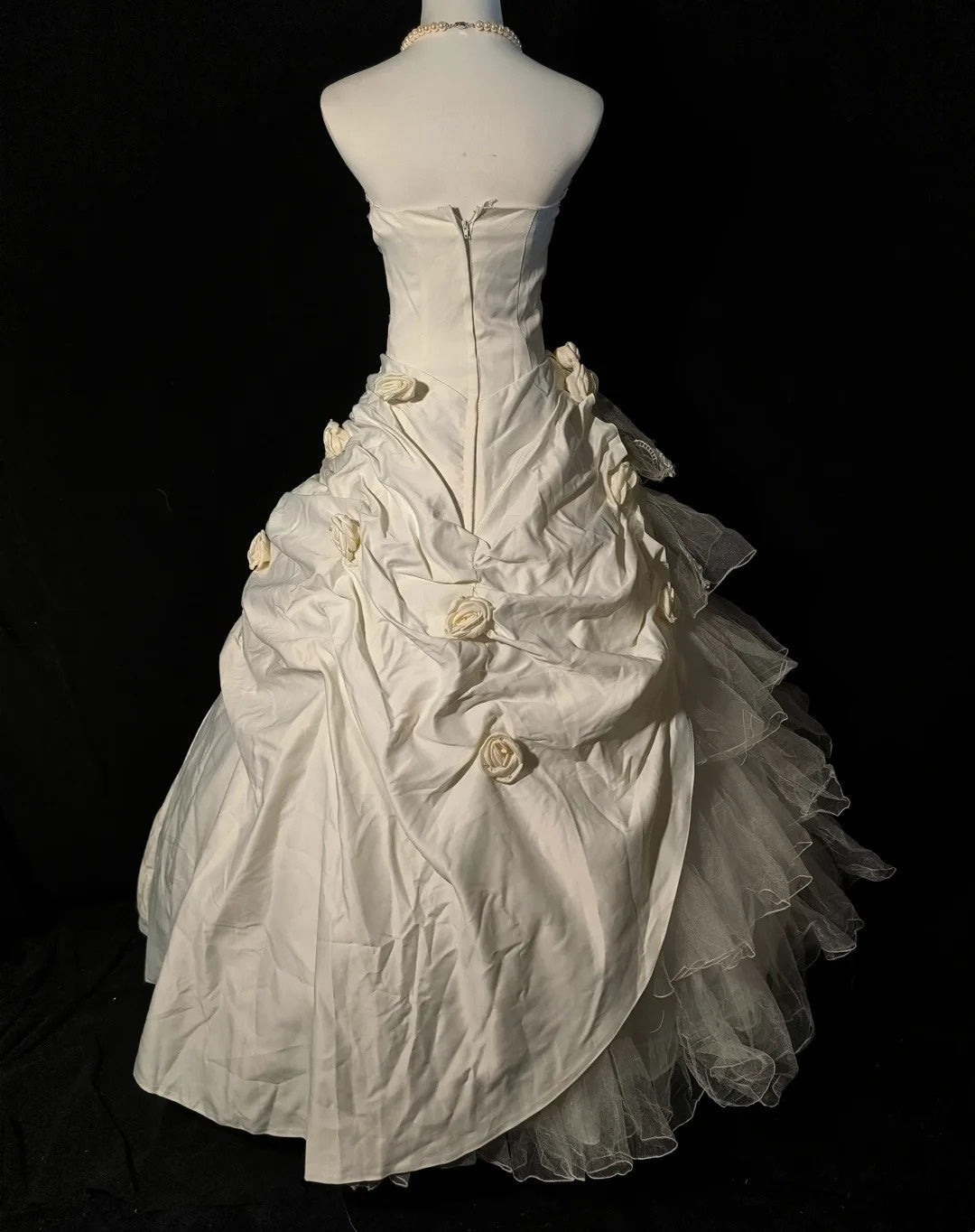 Vintage Wedding Dress Strapless Pleated Tulle Flower Wedding Dress    D3581