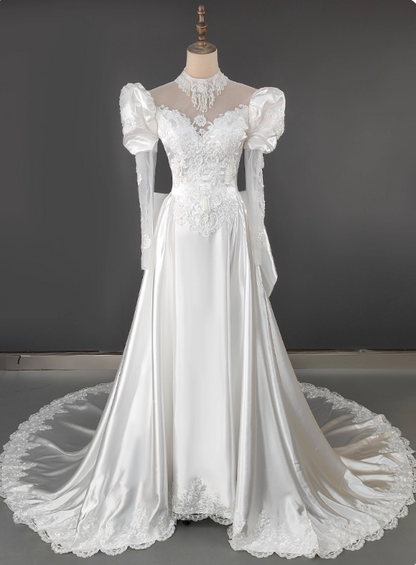 Vintage Wedding Dress Crew Neck Pleated Wedding Dress    D3588
