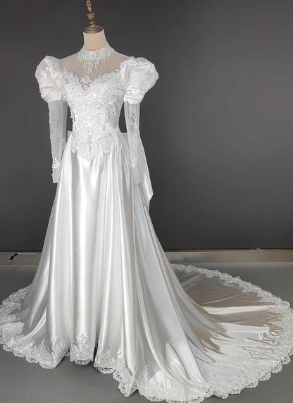 Vintage Wedding Dress Crew Neck Pleated Wedding Dress    D3588