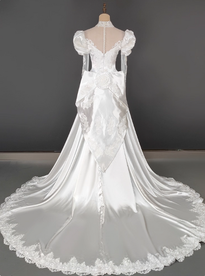 Vintage Wedding Dress Crew Neck Pleated Wedding Dress    D3588