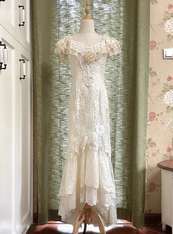 Vintage Wedding Dress Crew Neck Lace Pleated Wedding Dress  D3600