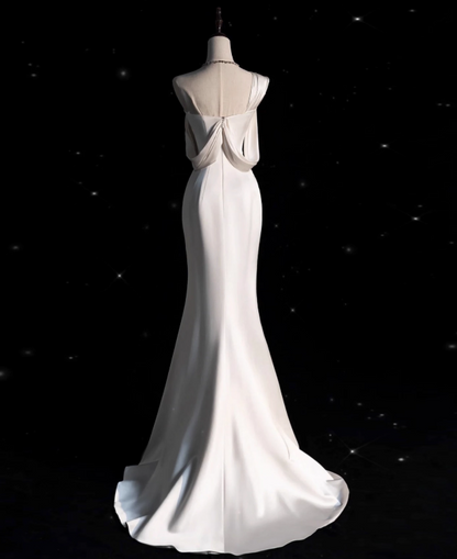 New Arrival Wedding Dress One Shoulder Pleated Mermaid Wedding Dress  D3629
