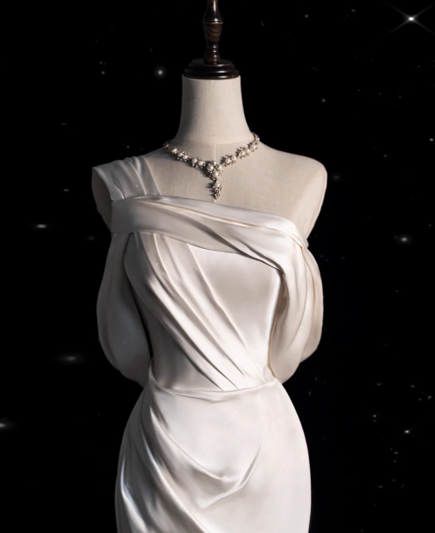 New Arrival Wedding Dress One Shoulder Pleated Mermaid Wedding Dress  D3629