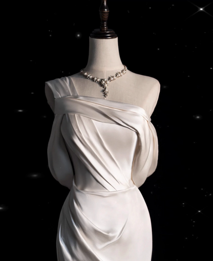 New Arrival Wedding Dress One Shoulder Pleated Mermaid Wedding Dress  D3629