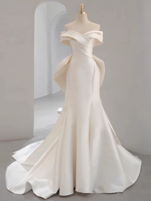 Minimalist Wedding Dress Off Shoulder Pleated Mermaid Wedding Dress  D3631