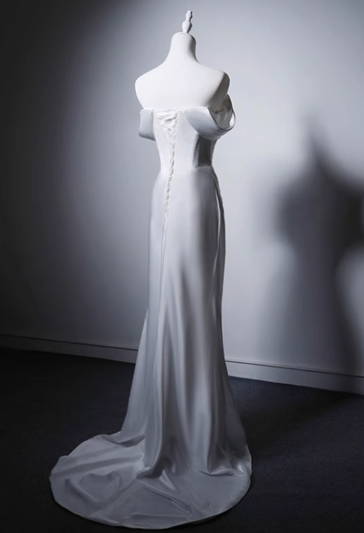 Minimalist Wedding Dress Off Shoulder Pleated Mermaid Wedding Dress  D3638