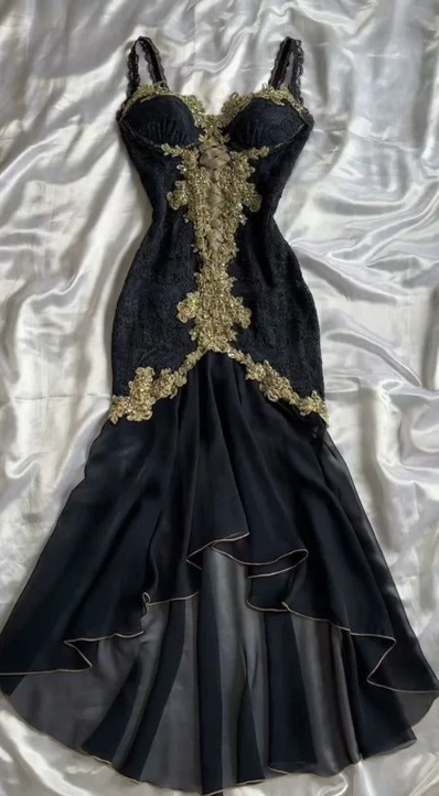 Stunning Prom Dress Spaghetti Straps Mermaid Evening Dress Birthday Party Dress    D3647