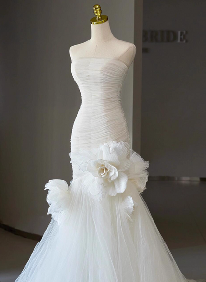 Stunning Wedding Dress Strapless Pleated Flower Mermaid Wedding Dress  D3658