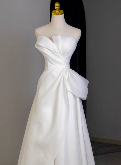 New Arrival Wedding Dress A Line Strapless Pleated Wedding Dress D3667