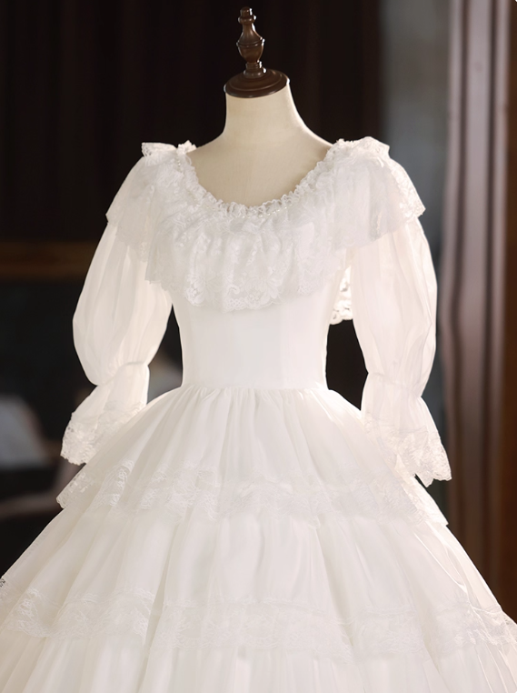 Elegant Wedding Dress Crew Neck Lace Pleated Wedding Dress  D3688