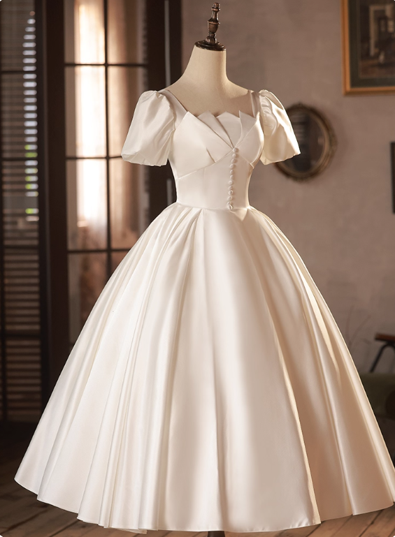 Elegant Wedding Dress Short Sleeve Pleated Wedding Dress  D3702