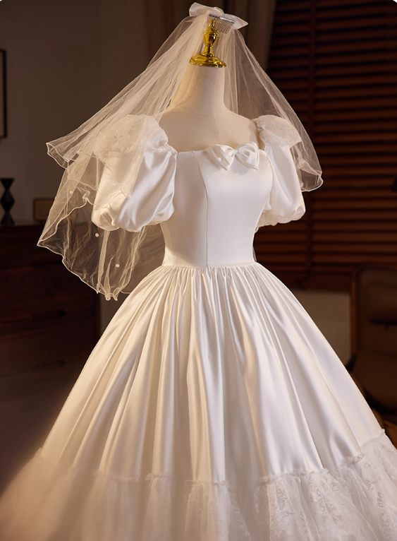 Vintage Wedding Dress Square Neck Pleated Lace Wedding Dress  D3703