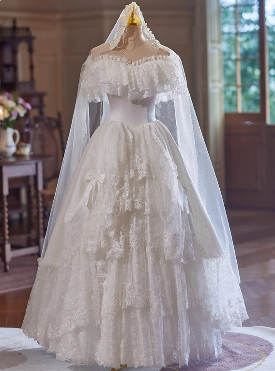 Vintage Wedding Dress Off Shoulder Lace Pleated Wedding Dress  D3733