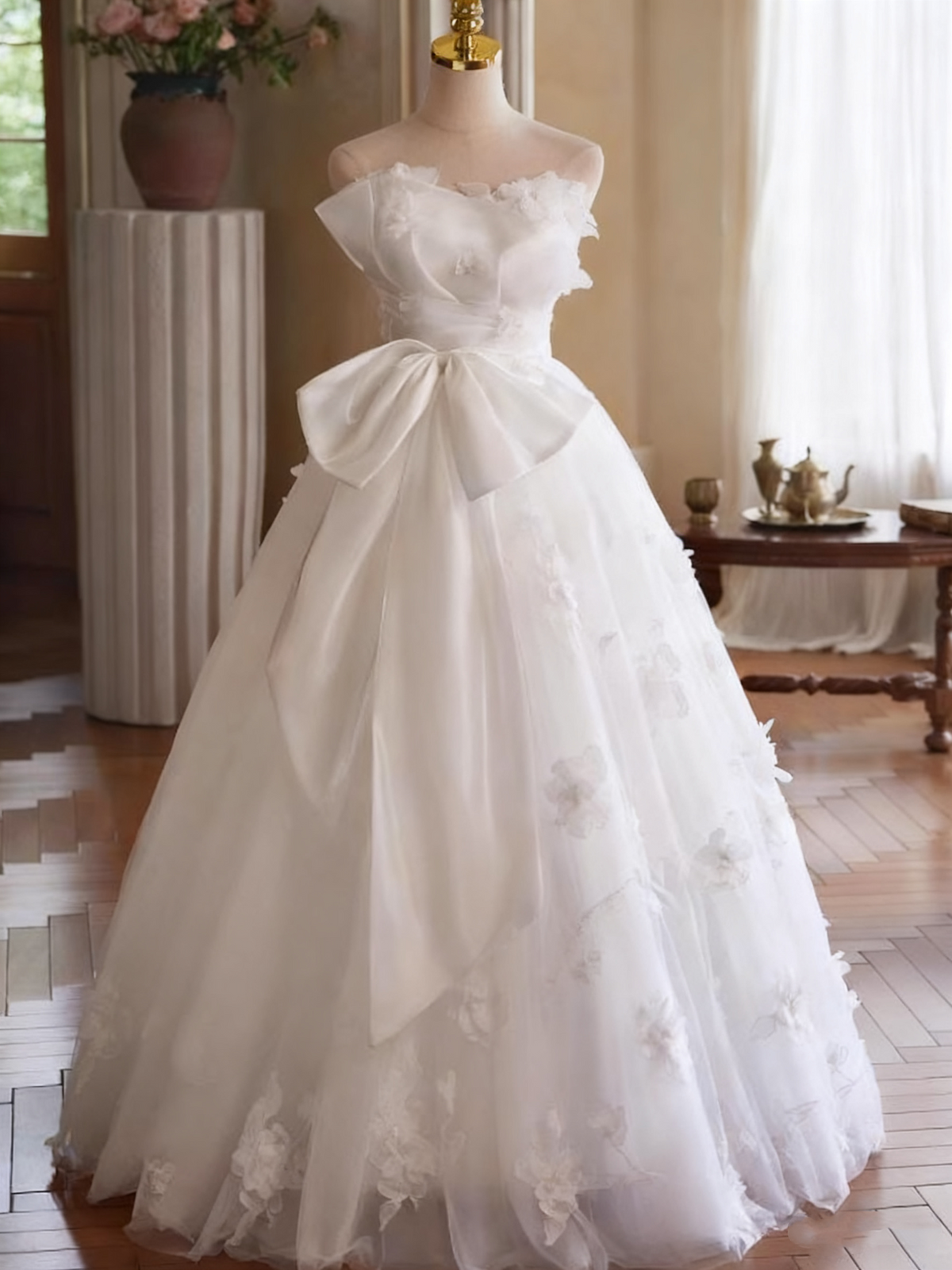 New Arrival Wedding Dress Strapless Tulle Floral Pleated Wedding Dress  D3751