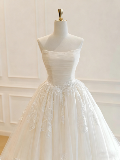 Elegant Wedding Dress Strapless Pleated Tulle Wedding Dress  D3772