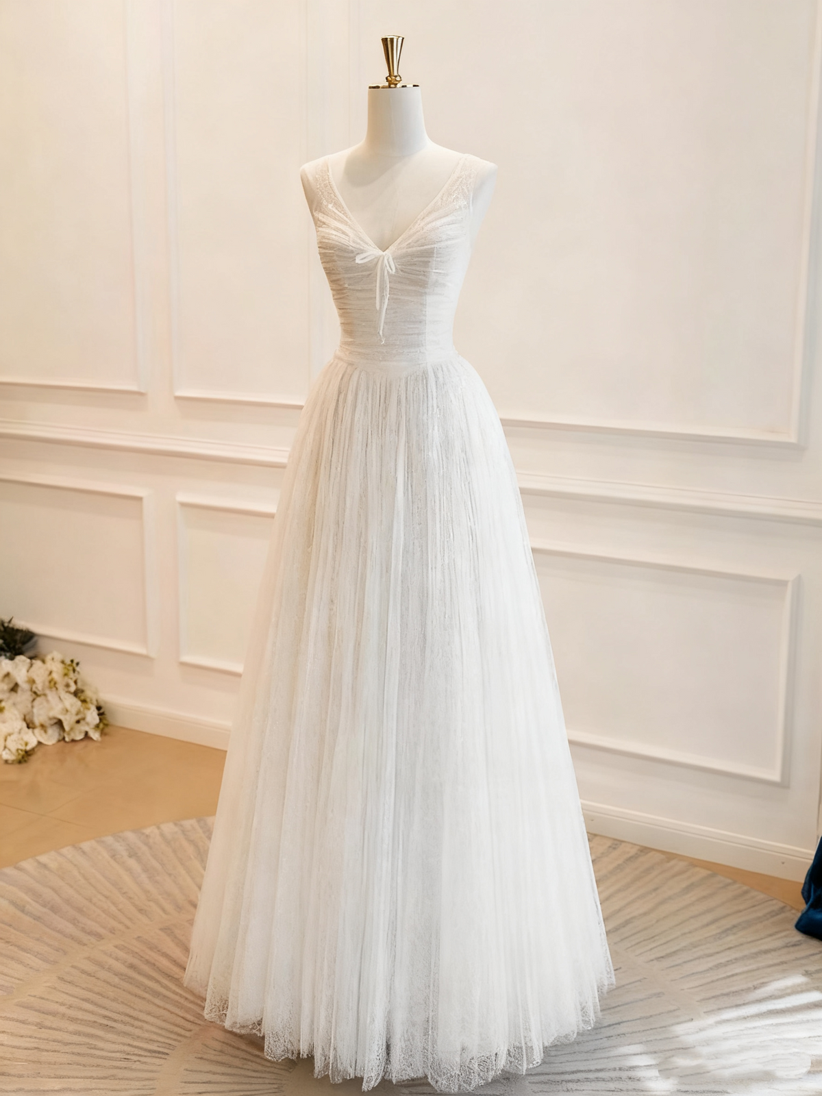 New Design Wedding Dress V-neck Tulle Pleated Wedding Dress  D3778