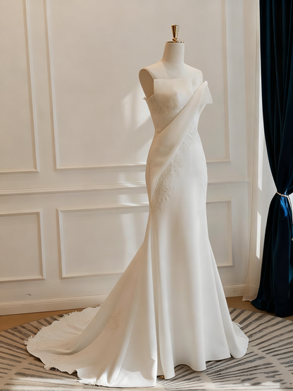 Minimalist Wedding Dress Strapless Pleated Mermaid Wedding Dress  D3805