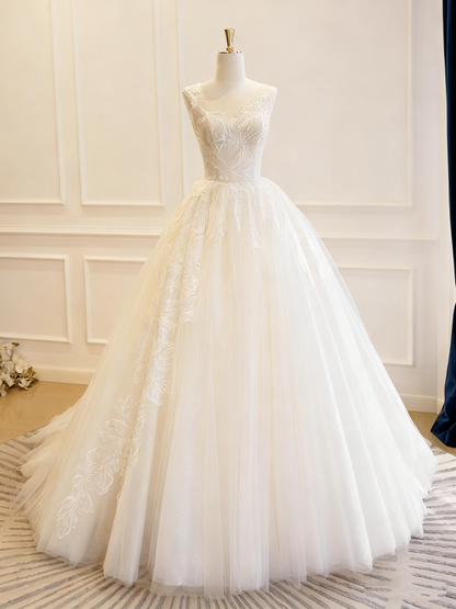 Gorgeous Wedding Dress Crew Neck Pleated Tulle Wedding Dress     D3827
