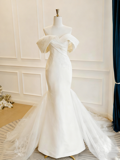 New Arrival Wedding Dress Off Shoulder Pleated Mermaid Wedding Dress      D3829