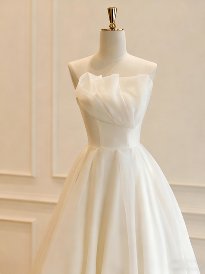 Minimalist Wedding Dress A Line Strapless Pleated Wedding Dress     D3832