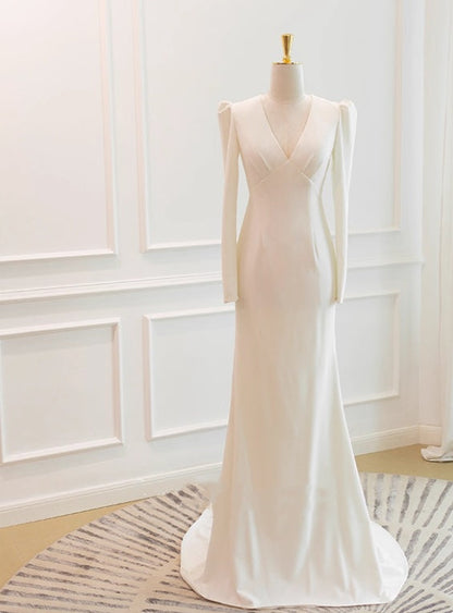 Minimalist Wedding Dress V-neck Long Sleeves Wedding Dress D3840
