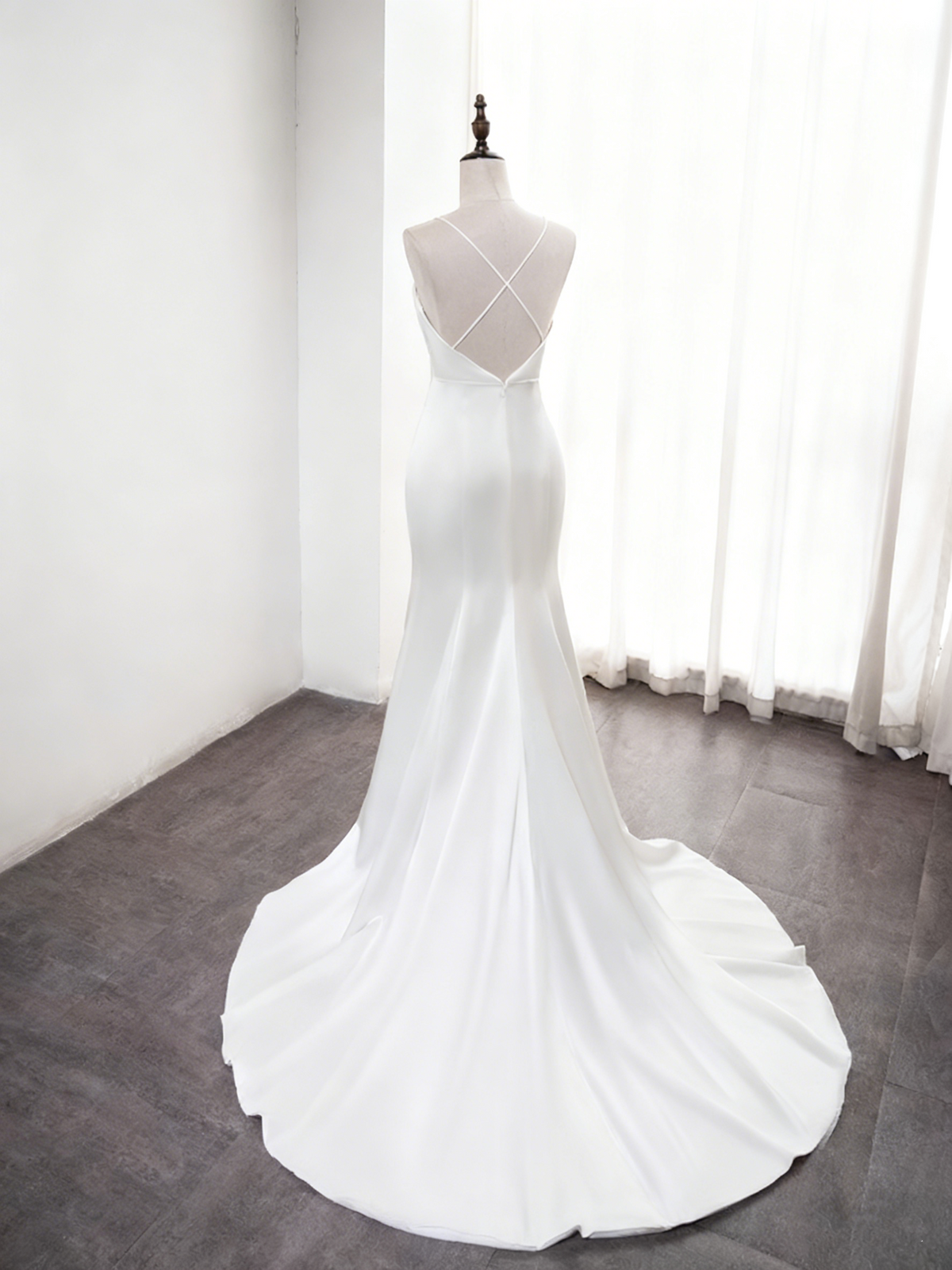 Minimalist Wedding Dress Spaghetti Straps Pleated Mermaid Wedding Dress  D3889