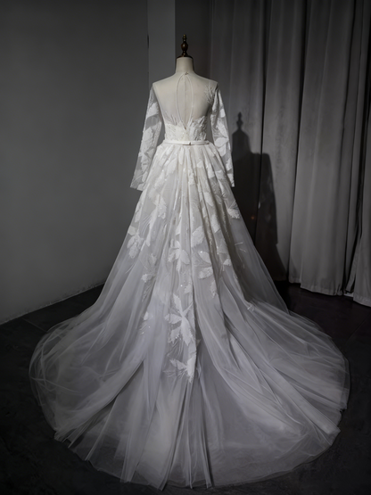 New Arrival Wedding Dress Long Sleeve Backless Tulle Pleated Wedding Dress  D3894