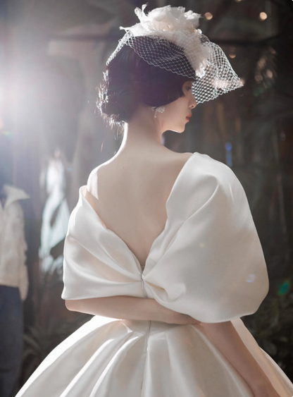 Minimalist Wedding Dress V-neck Pleated Wedding Dress   D3912
