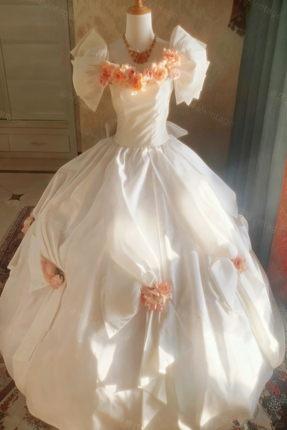 Vintage Wedding Dress Square Neck Flower Pleated Wedding Dress  D3934