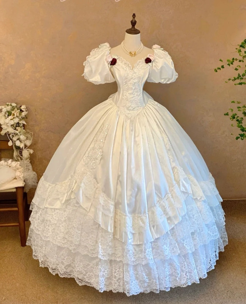 Vintage Wedding Dress Sweetheart Pleated Lace Wedding Dress  D3961