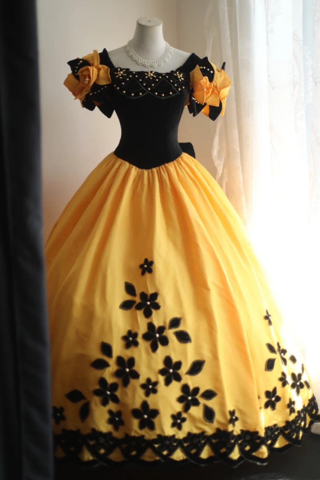 New Arrival Prom Dress Square Neck Pleated Evening Dress Sweet 16 Dress Ball Gown    D3986